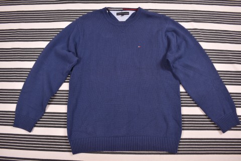 Férfi Pulóverek Second Hand Tommy Hilfiger pulóver 4808.
