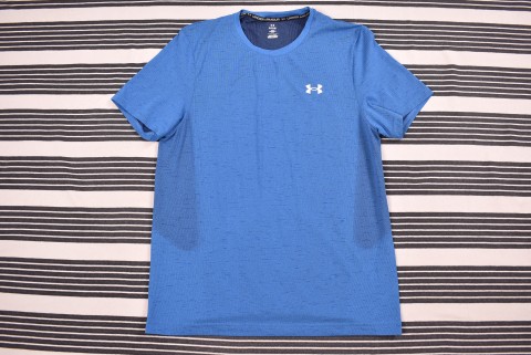 Technikai Ruházat és Mez Second Hand Under Armour tech póló 1123.