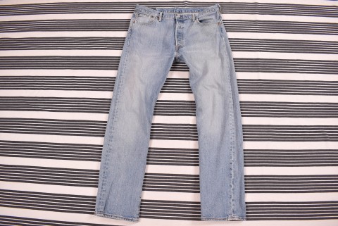 Férfi nadrágok Second Hand Levi's 501 36/32 4184.