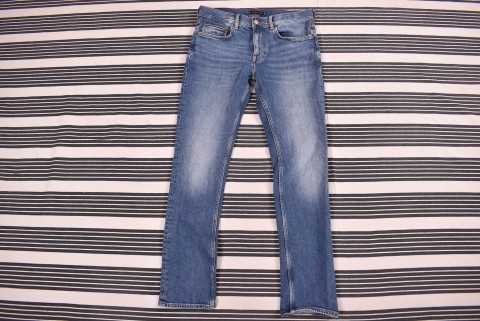 Tommy Hilfiger farmer 32/32 4205.