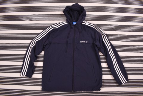 Adidas dzseki 2072.
