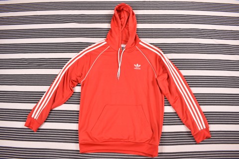 Adidas hoodie 4895.