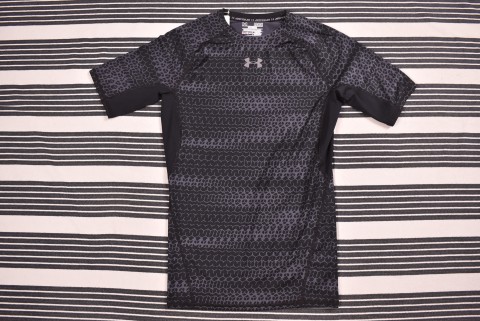 Technikai Ruházat és Mez Second Hand Under Armour tech póló 1138.