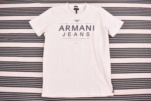 Férfi pólók Second Hand Armani póló 7842.