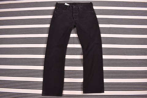 Férfi nadrágok Second Hand Levi's farmer 32/30 4215.