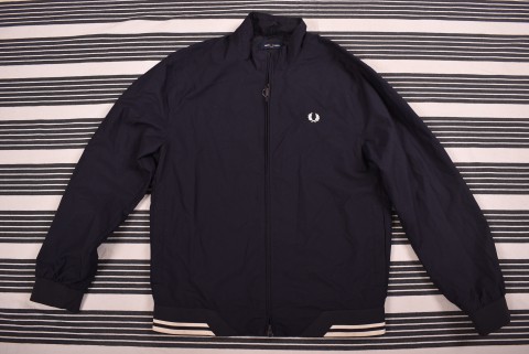 Fred Perry dzseki 2077.