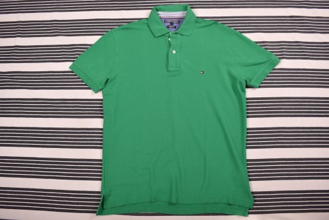 Férfi pólók Second Hand Tommy Hilfiger piké 7878.